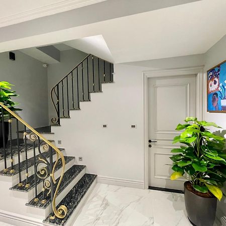 Apartments By Vitrine Hanoi Bagian luar foto