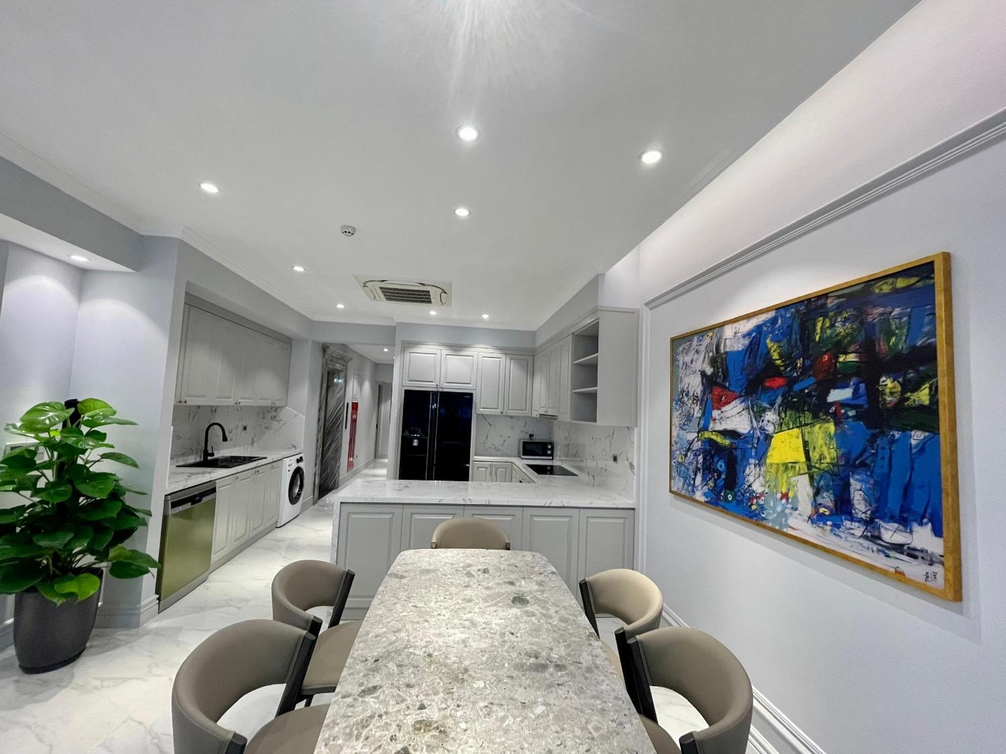 Apartments By Vitrine Hanoi Bagian luar foto