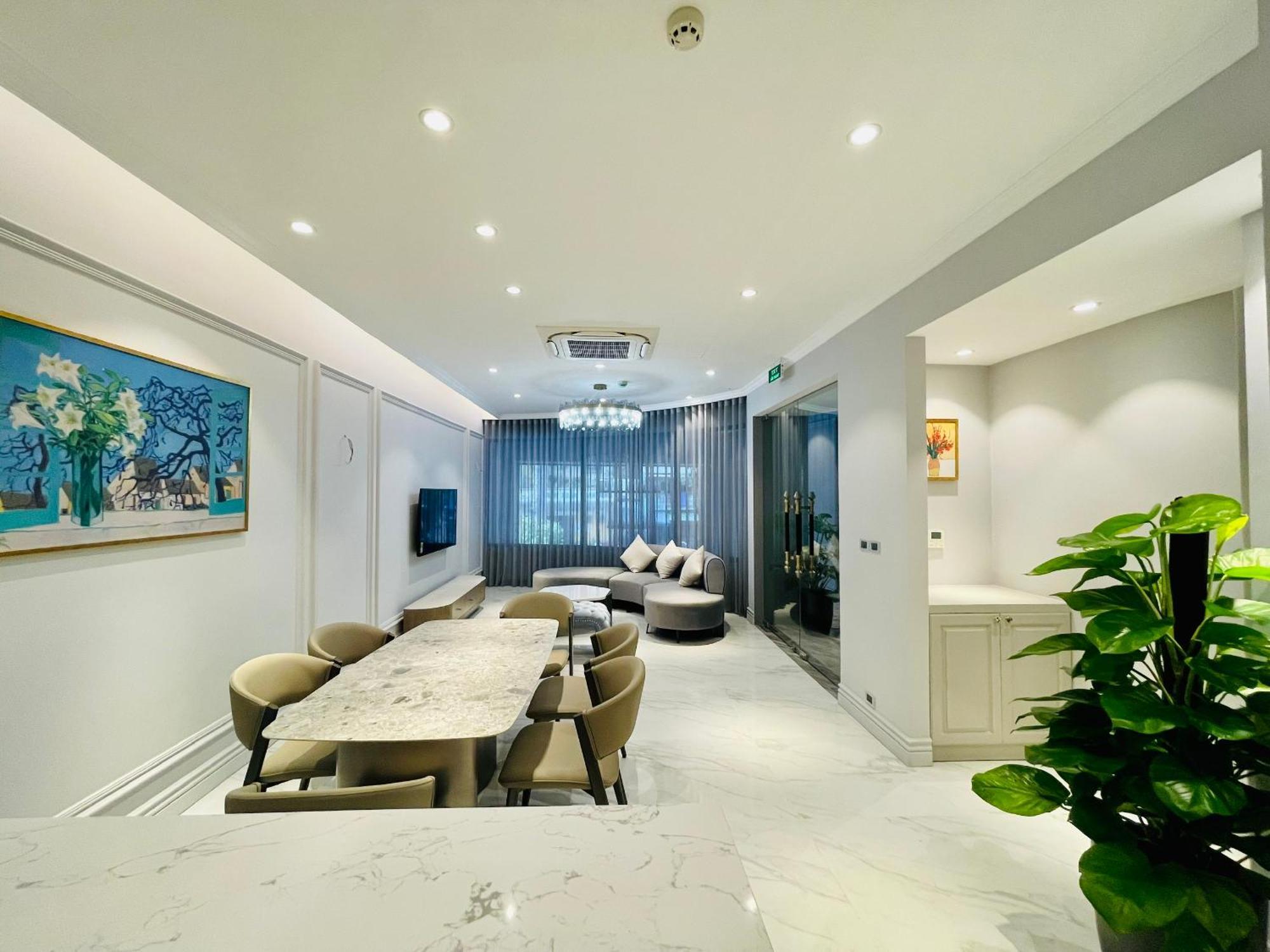Apartments By Vitrine Hanoi Bagian luar foto